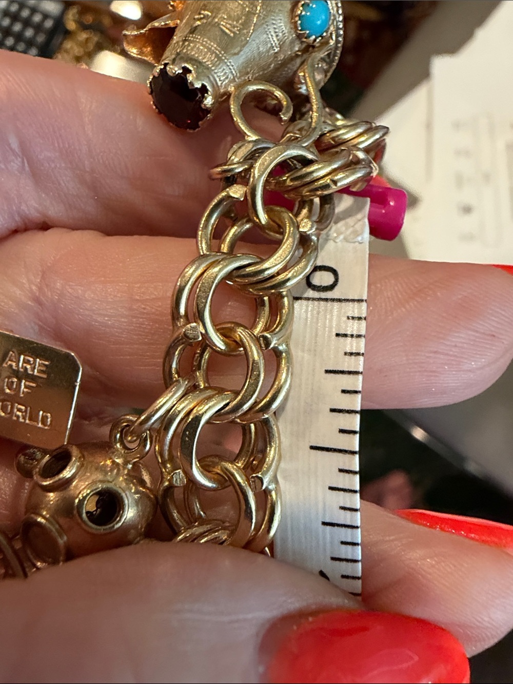 14 and 18 karat gold charm bracelet - Picture 9 of 10